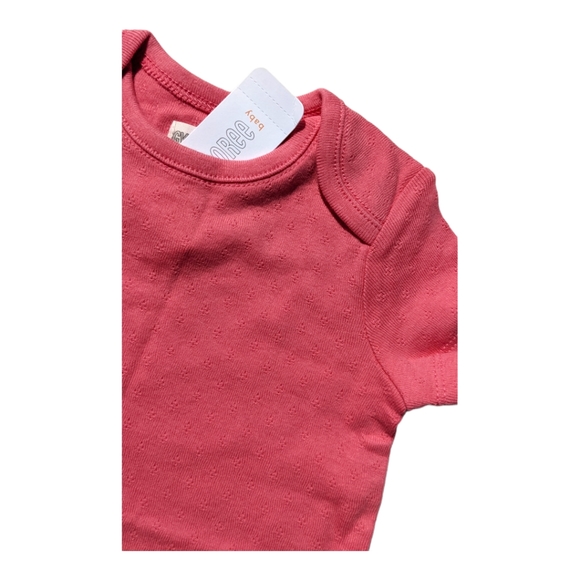 Gymboree 3-6m Pink Onesie - Picture 2 of 6